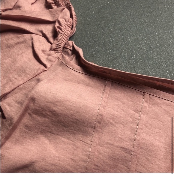 🔥HP🔥 Blush Pink Pleated Puff Sleeve Crop Top - Picture 8 of 8